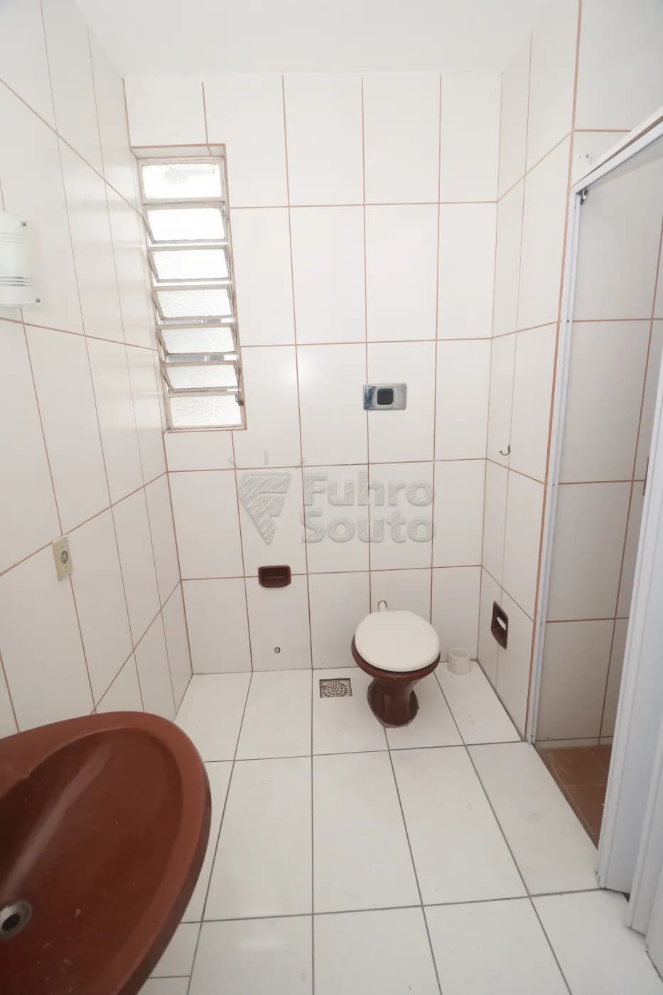 9jm8vi-pelotas-comercial-casa-centro-24-04-2026_23-28-31-69ec26cfd1a1a.webp