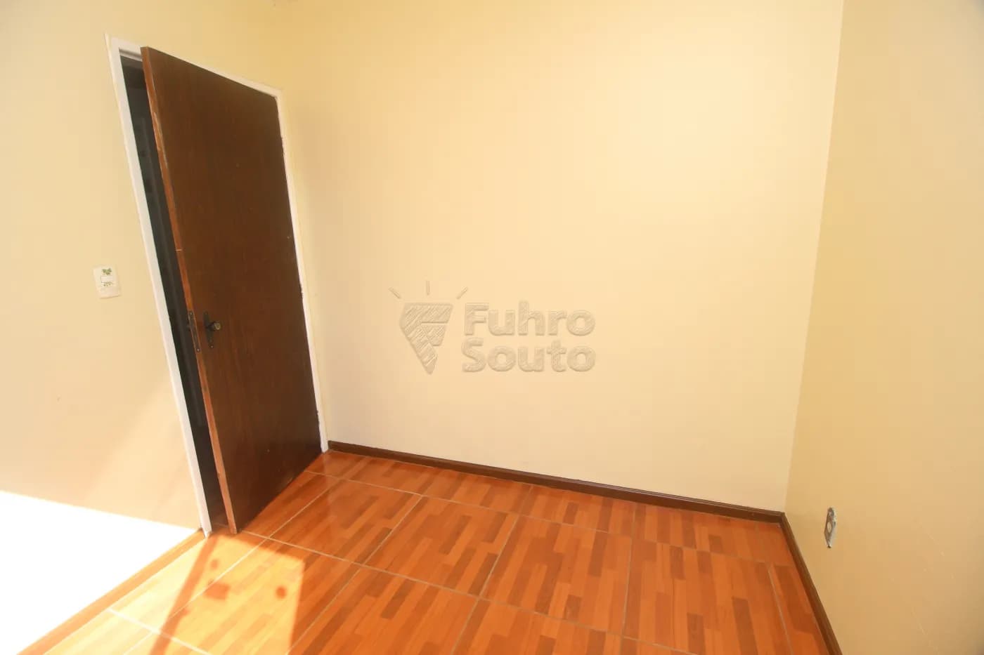 9tx7bs-pelotas-apartamento-padrao-fragata-24-09-2025_00-38-21-14.webp