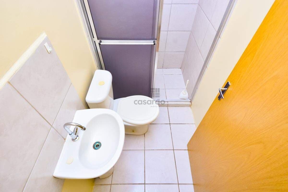 9yb833-apartamento-2-quartos-no-pelotas-banheiro-social.jpg
