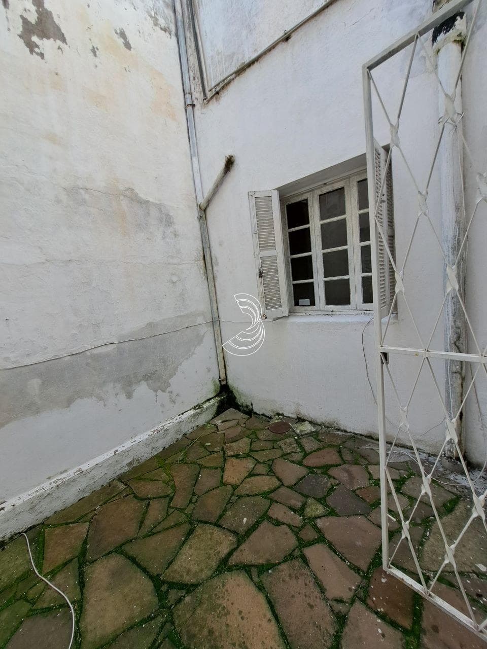 a20825g-i1K110o23dzEC8u_1170364cbb36b4fa25_mE0ZDQ1YzM0MDU3_o_wm.jpg