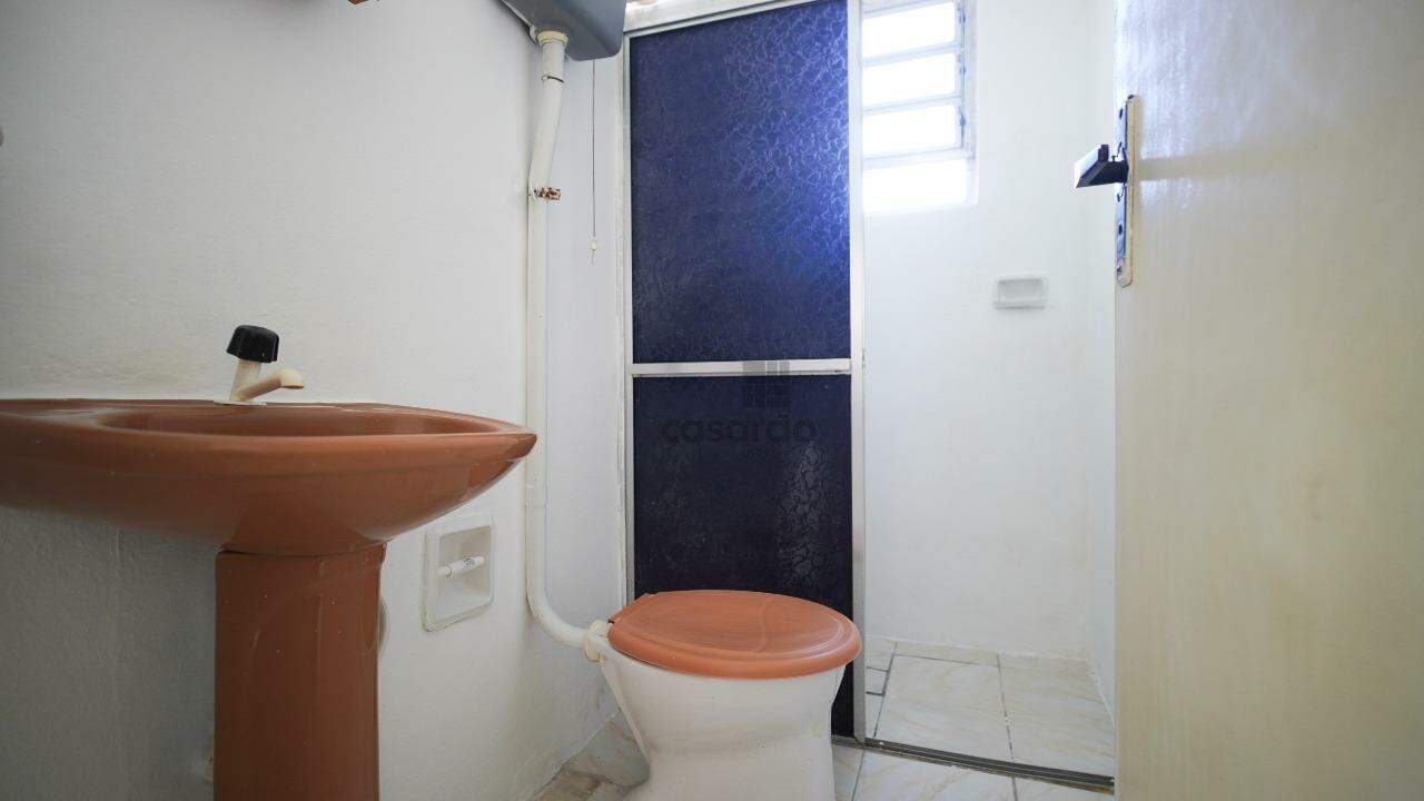 a4k0lj-apartamento-2-quartos-no-pelotas-banheiro-social.jpg