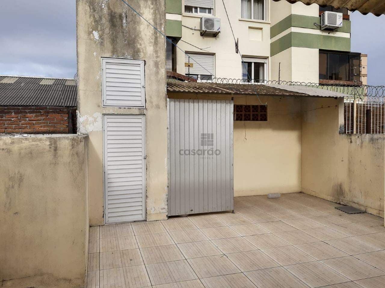 a815rh-casa-comercial-1-quarto-no-pelotas-terraco.jpeg