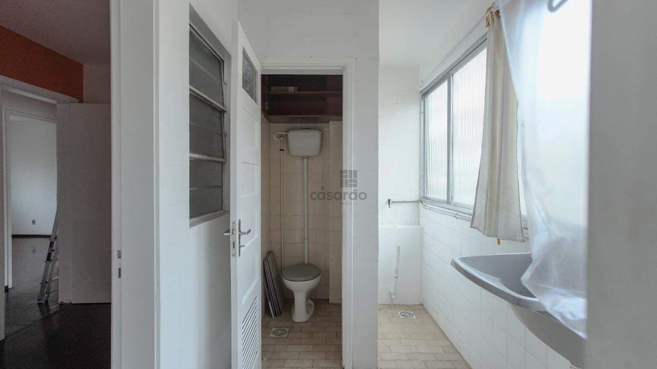 a8qkd-apartamento-2-quartos-no-pelotas-area-de-servico-e-banheiro-auxiliar.jpg