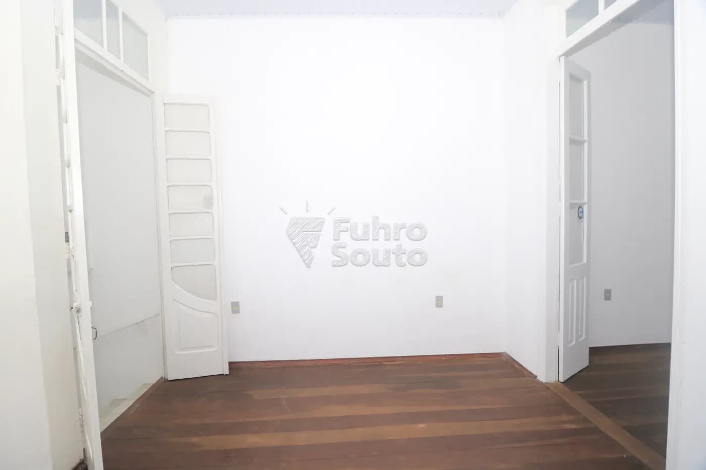 afp8y-pelotas-comercial-predio-centro-05-12-2025_00-40-13-6.webp