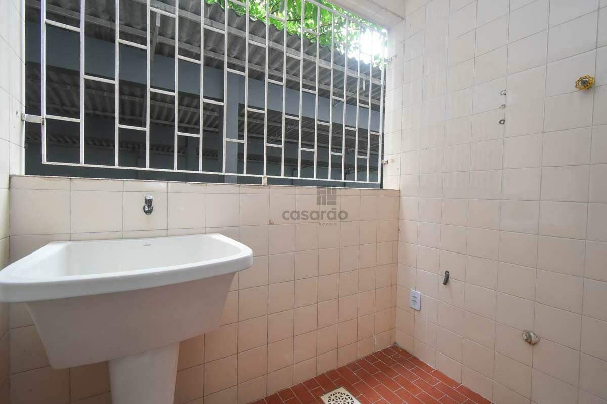 aiy2wj-apartamento-2-quartos-no-pelotas-area-de-servico.jpg