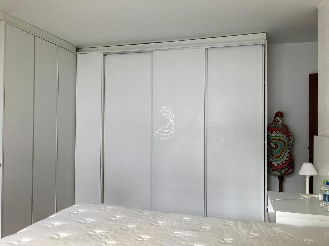 albquq-iAjUc3zy13xsJ67xR_90006a5a8dadd18f0.jpg
