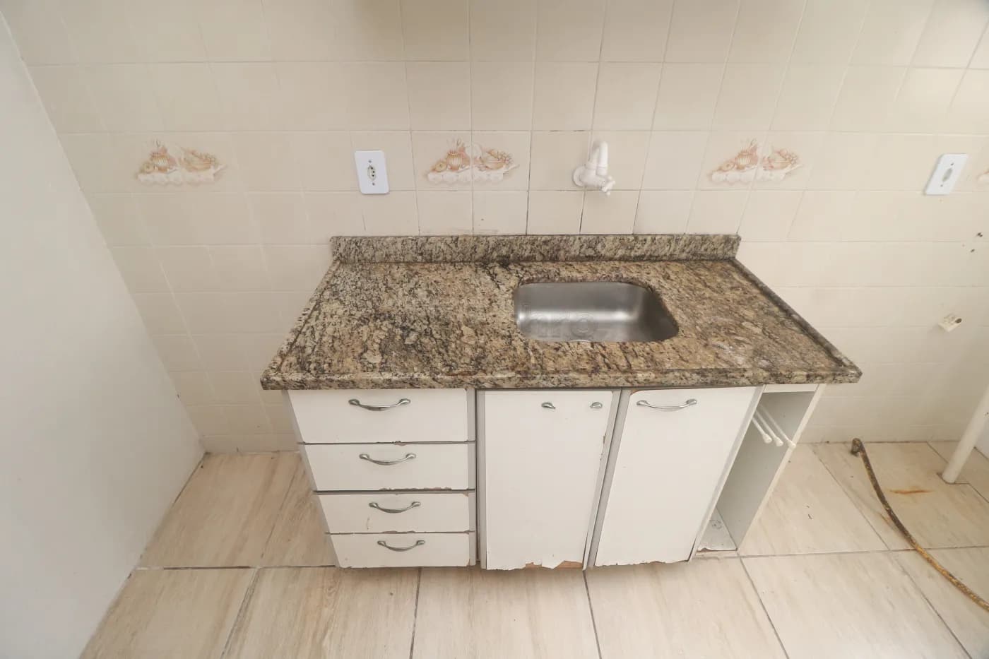apak6-pelotas-apartamento-padrao-centro-14-07-2026_00-41-48-6a55affc6bd29.webp