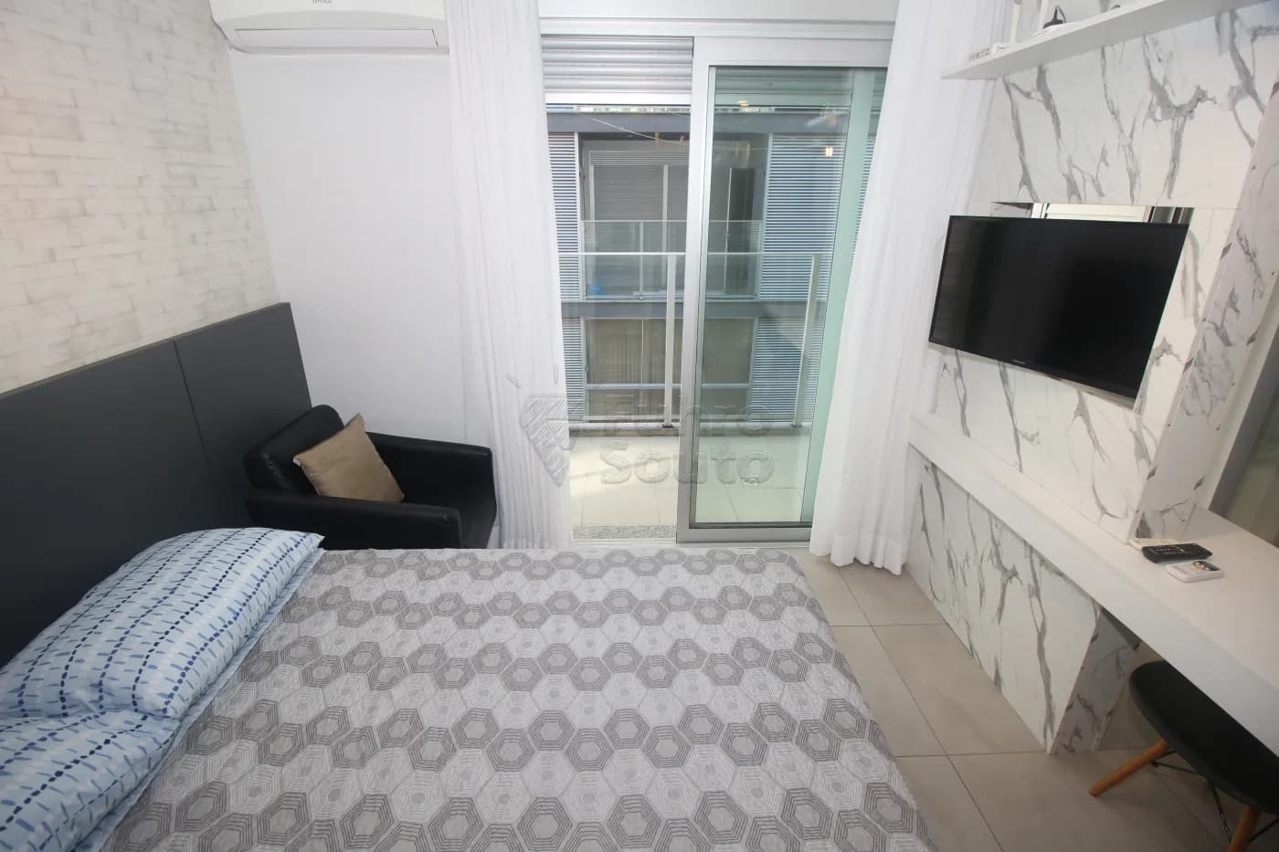 app9zh-pelotas-apartamento-loft-studio-centro-31-05-2025_09-36-45-8.webp