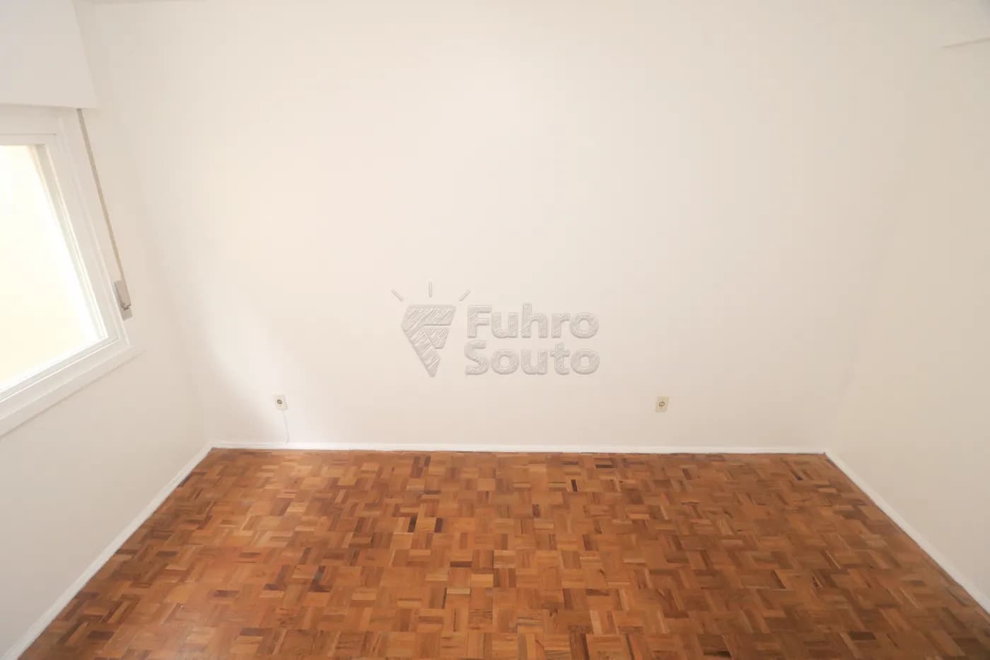 aq0tr-pelotas-apartamento-padrao-centro-13-03-2026_23-19-54-69b4c5ca85d3e.webp
