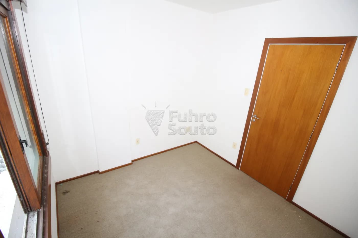 arqssw-pelotas-apartamento-padrao-centro-20-06-2024_23-54-14-7.webp