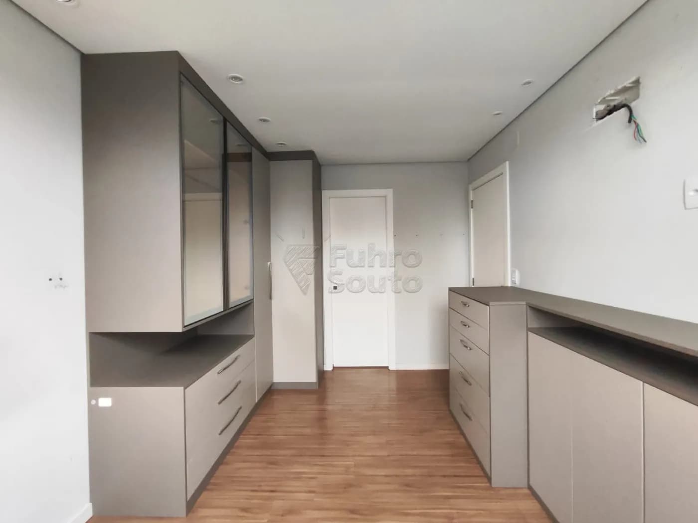 atq04f-pelotas-apartamento-padrao-tres-vendas-13-02-2026_12-44-14-698f46ceca87a.webp