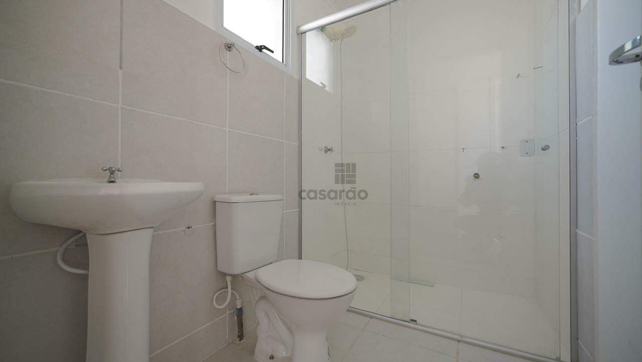 atye0o-apartamento-2-quartos-no-pelotas-banheiro-social.jpg