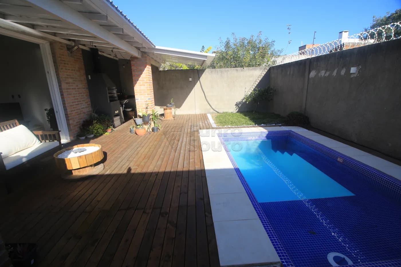 aua82i-pelotas-casa-condominio-laranjal-14-06-2025_01-08-06-14.webp