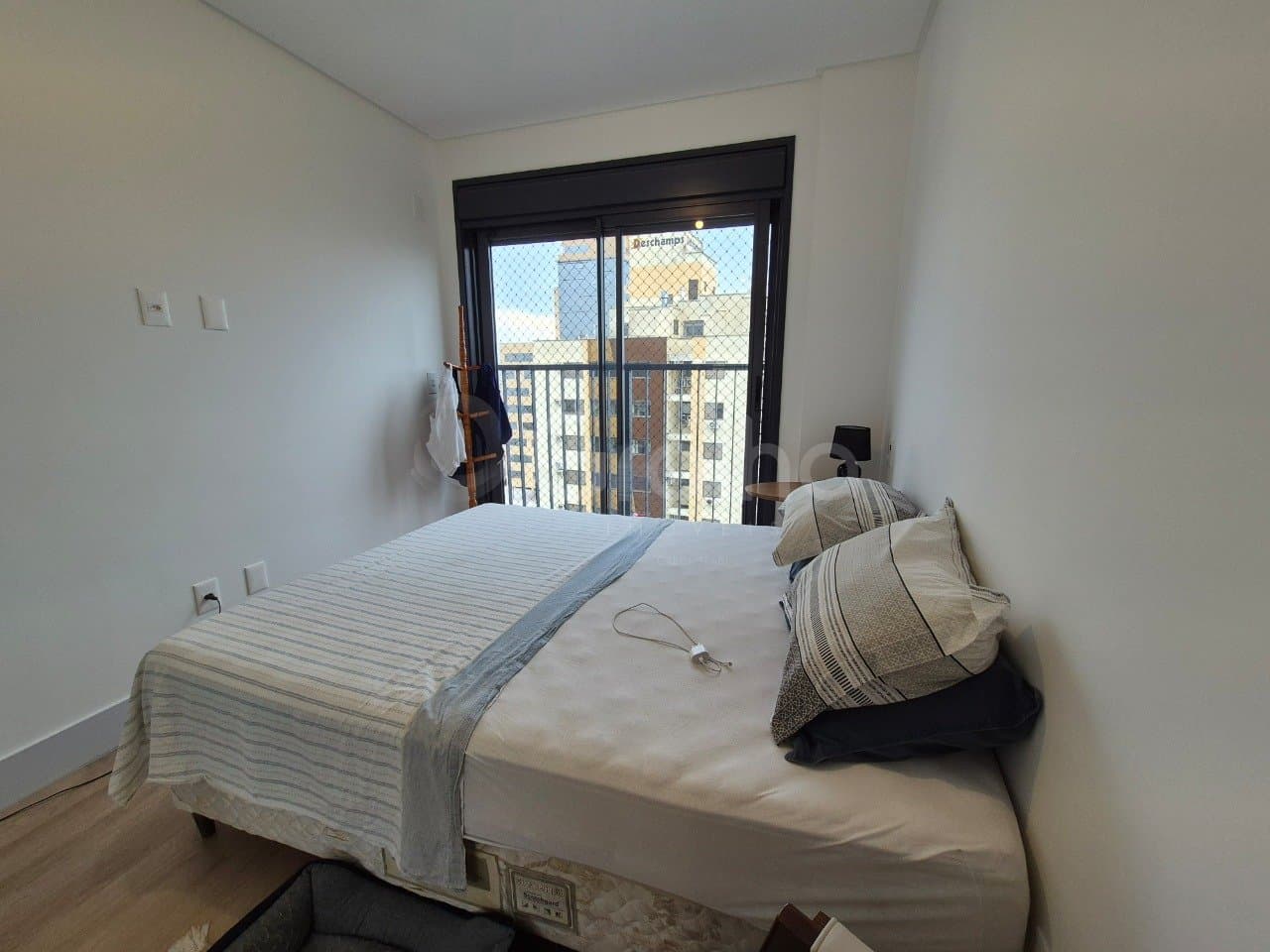 av5fol-i4XVYMJxo47_414716961103316e2e.jpg