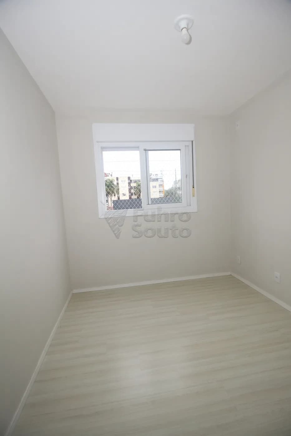 avlxnc-pelotas-apartamento-padrao-centro-15-06-2025_00-25-00-10.webp