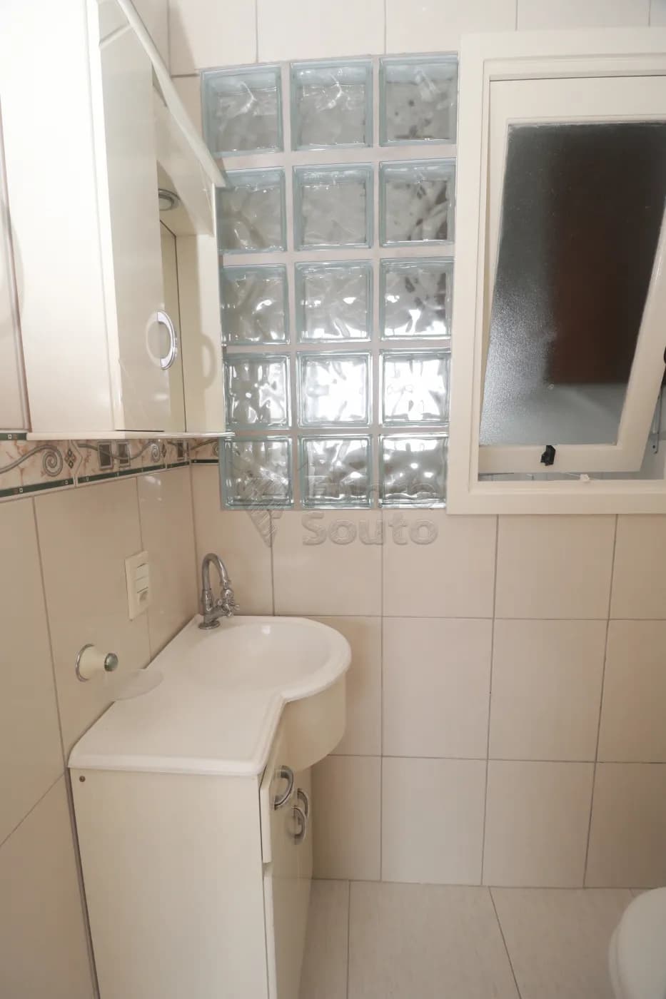 b32aol-pelotas-apartamento-padrao-centro-18-03-2026_21-16-43-69bb406b1495b.webp