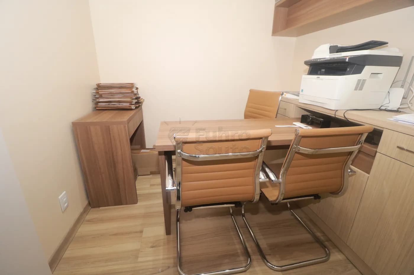 b7ixrj-pelotas-comercial-sala-em-condominio-areal-24-04-2026_23-39-01-69ec294528ed7.webp