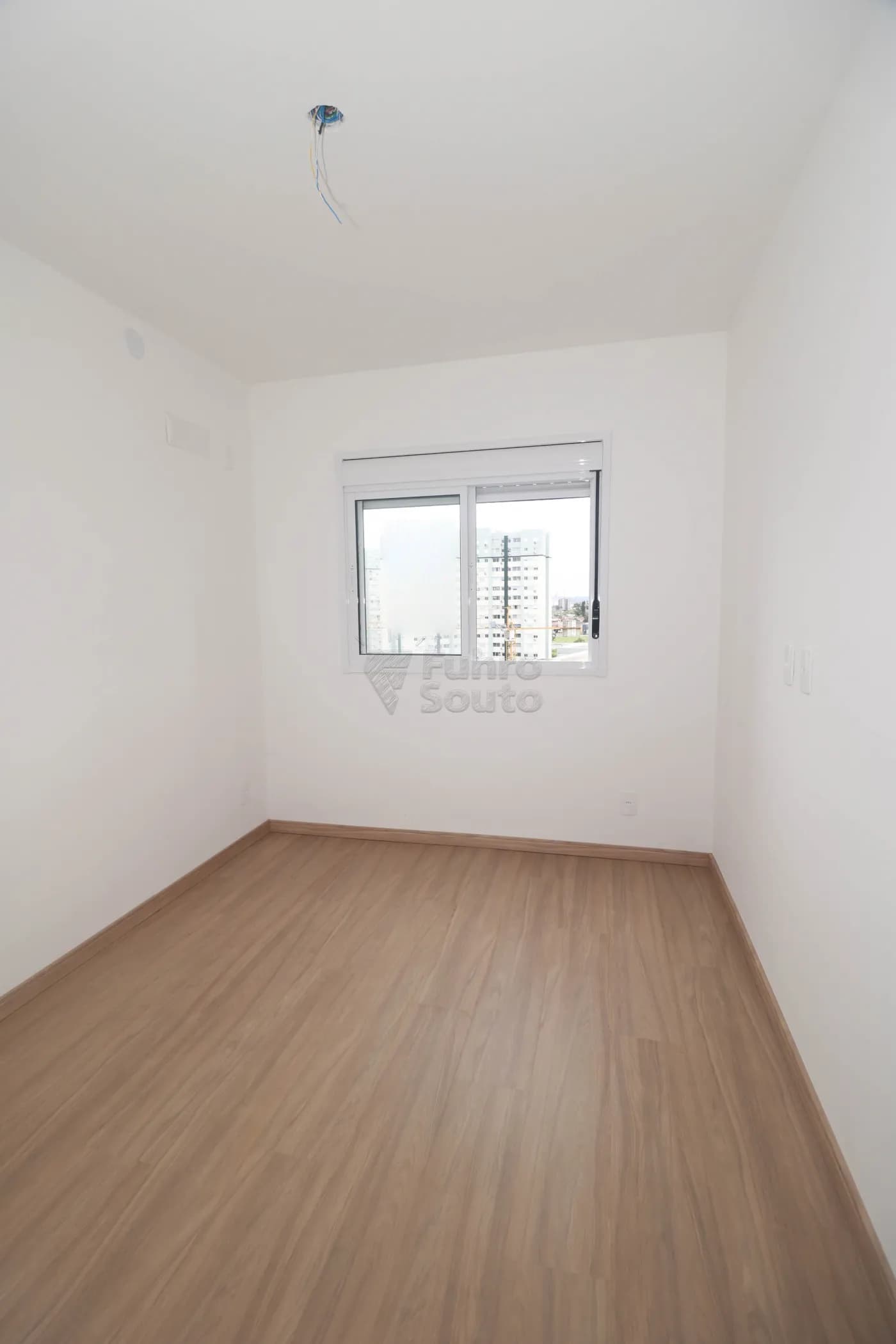 b7x6j-pelotas-apartamento-padrao-areal-13-03-2026_23-23-15-69b4c6930a54c.webp