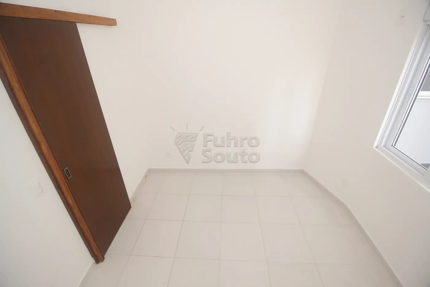bahm4-pelotas-apartamento-padrao-centro-18-12-2024_00-46-44-14.webp