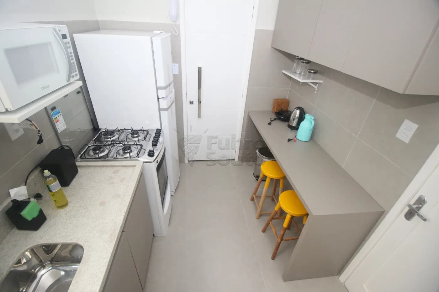 bh49tx-pelotas-apartamento-padrao-centro-18-09-2025_23-14-34-15.webp