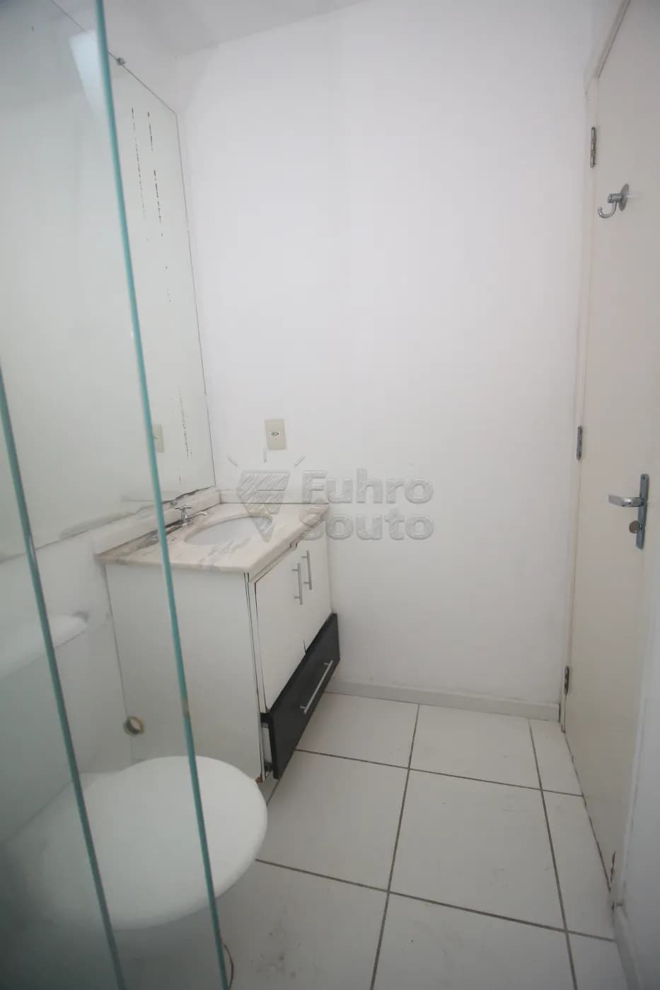 bkbn5-pelotas-casa-condominio-tres-vendas-14-07-2025_23-48-45-22.webp