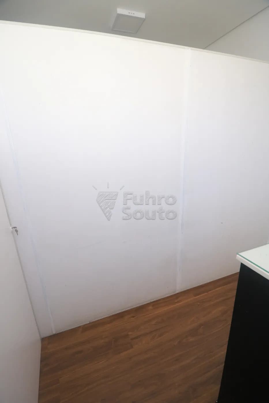 bksgig-pelotas-comercial-sala-em-condominio-centro-20-05-2026_01-19-04-6a0d363866b8d.webp