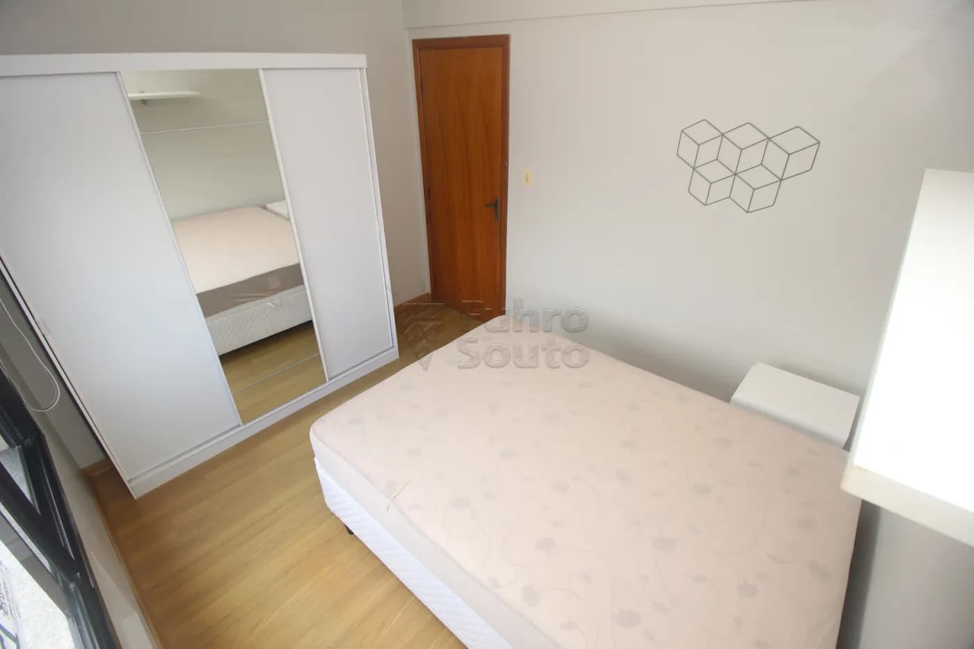 bmohbl-pelotas-apartamento-padrao-centro-18-01-2025_05-00-24-18.webp