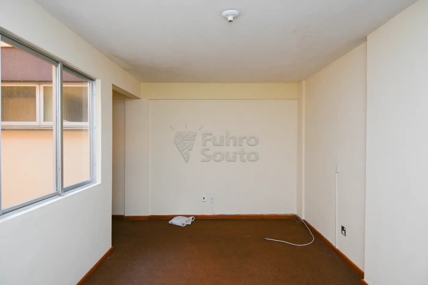 bncg2-pelotas-comercial-sala-em-condominio-centro-18-09-2024_18-22-06-5.webp