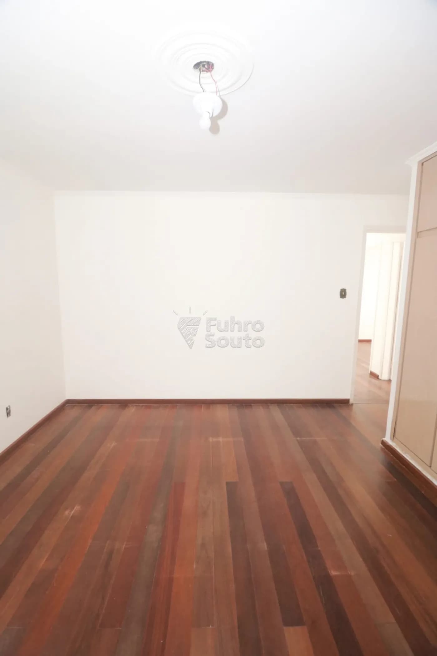 bp3ou-pelotas-casa-padrao-centro-03-03-2026_13-53-44-69a71218d0fc5.webp
