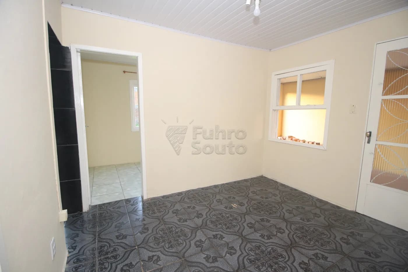 bq9cx68-pelotas-casa-padrao-tres-vendas-05-12-2024_00-15-19-11.webp