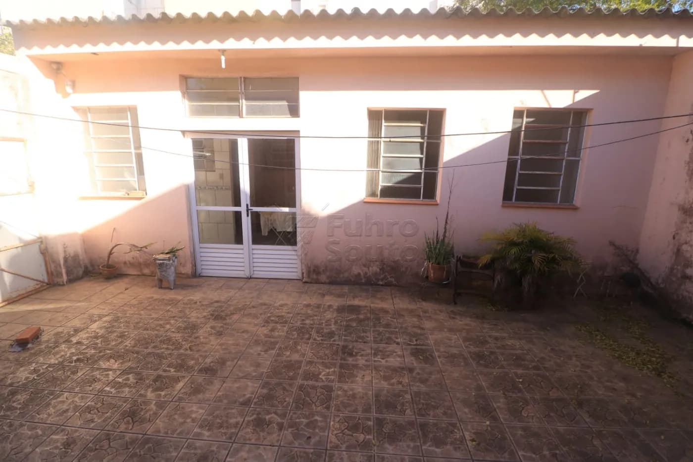 bufn8k-pelotas-casa-padrao-centro-21-05-2026_17-44-47-6a0f6ebfb87e4.webp