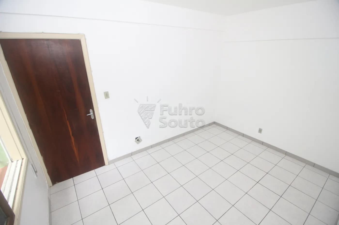 bv7ih-pelotas-apartamento-padrao-centro-20-01-2025_23-48-45-8.webp