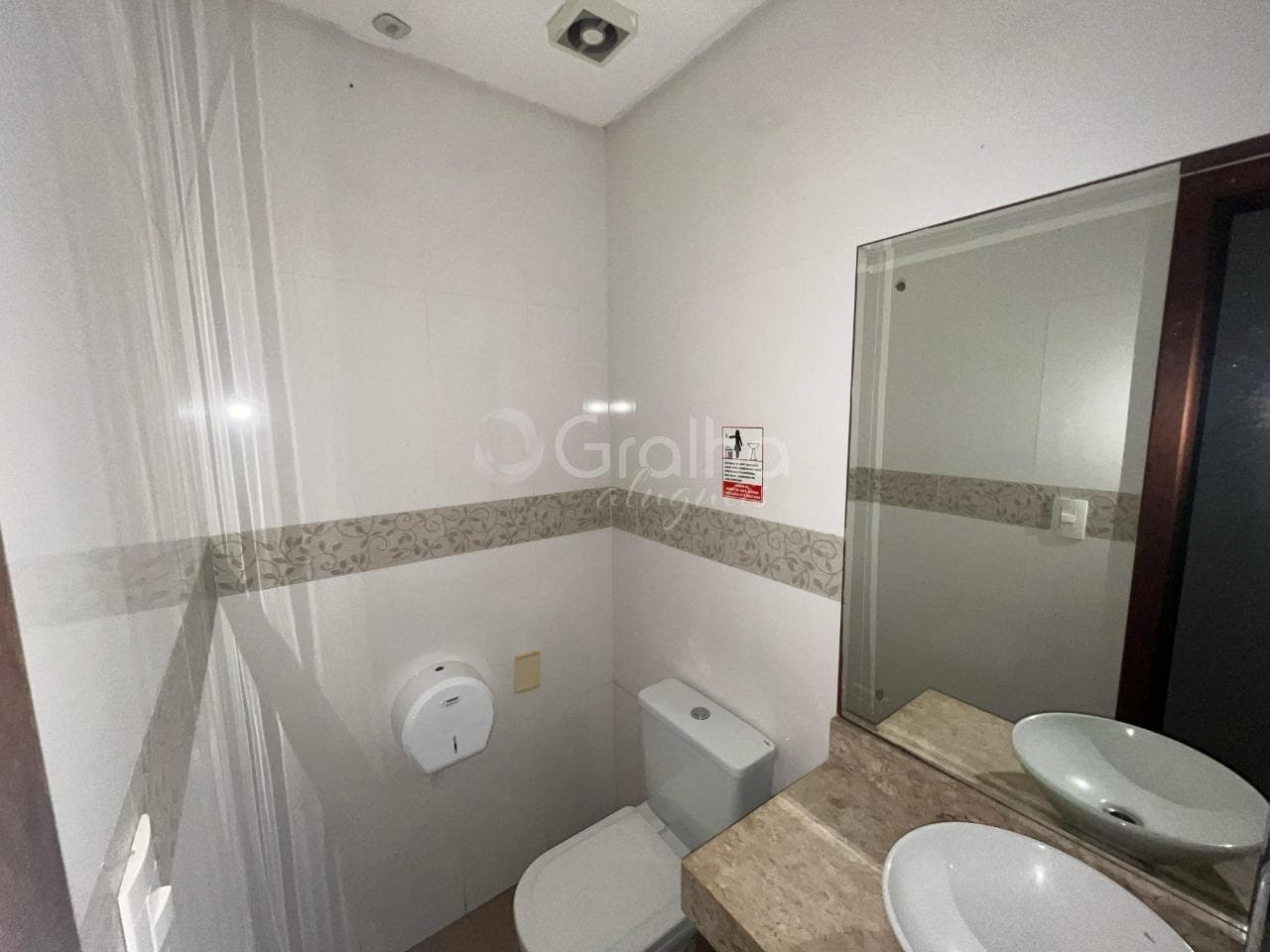 c20hy-i47HwMM_2798968120f94dc7bf_WI1MWQ4YWI0ZjJj_o_wm.jpg