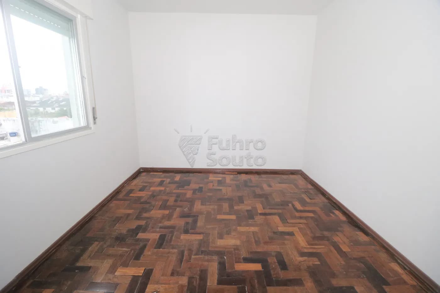 c3w58r-pelotas-apartamento-padrao-centro-02-06-2026_23-56-28-6a1f97dc23a08.webp