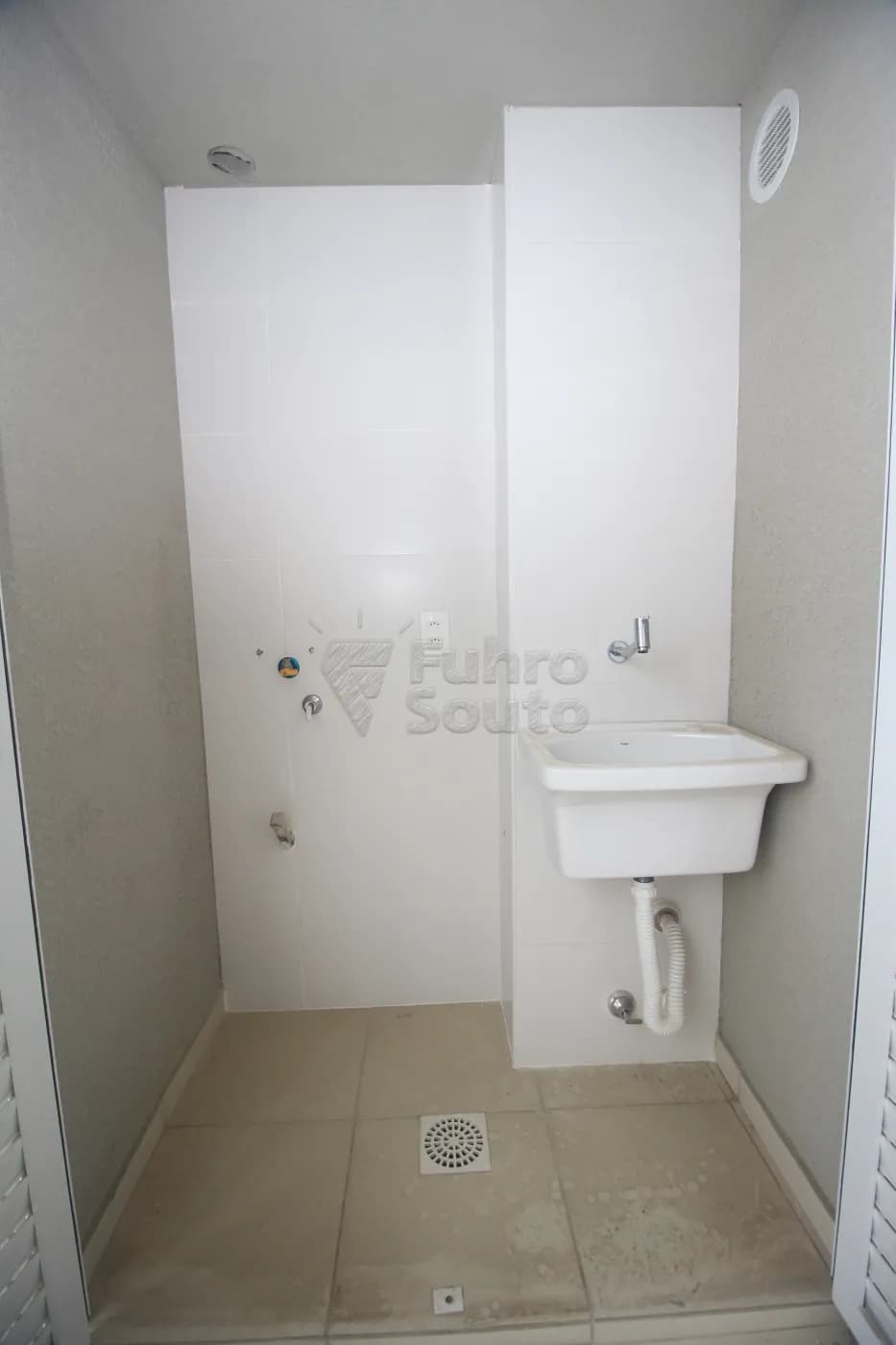 c43zy-pelotas-apartamento-padrao-areal-03-10-2025_00-41-27-10.webp