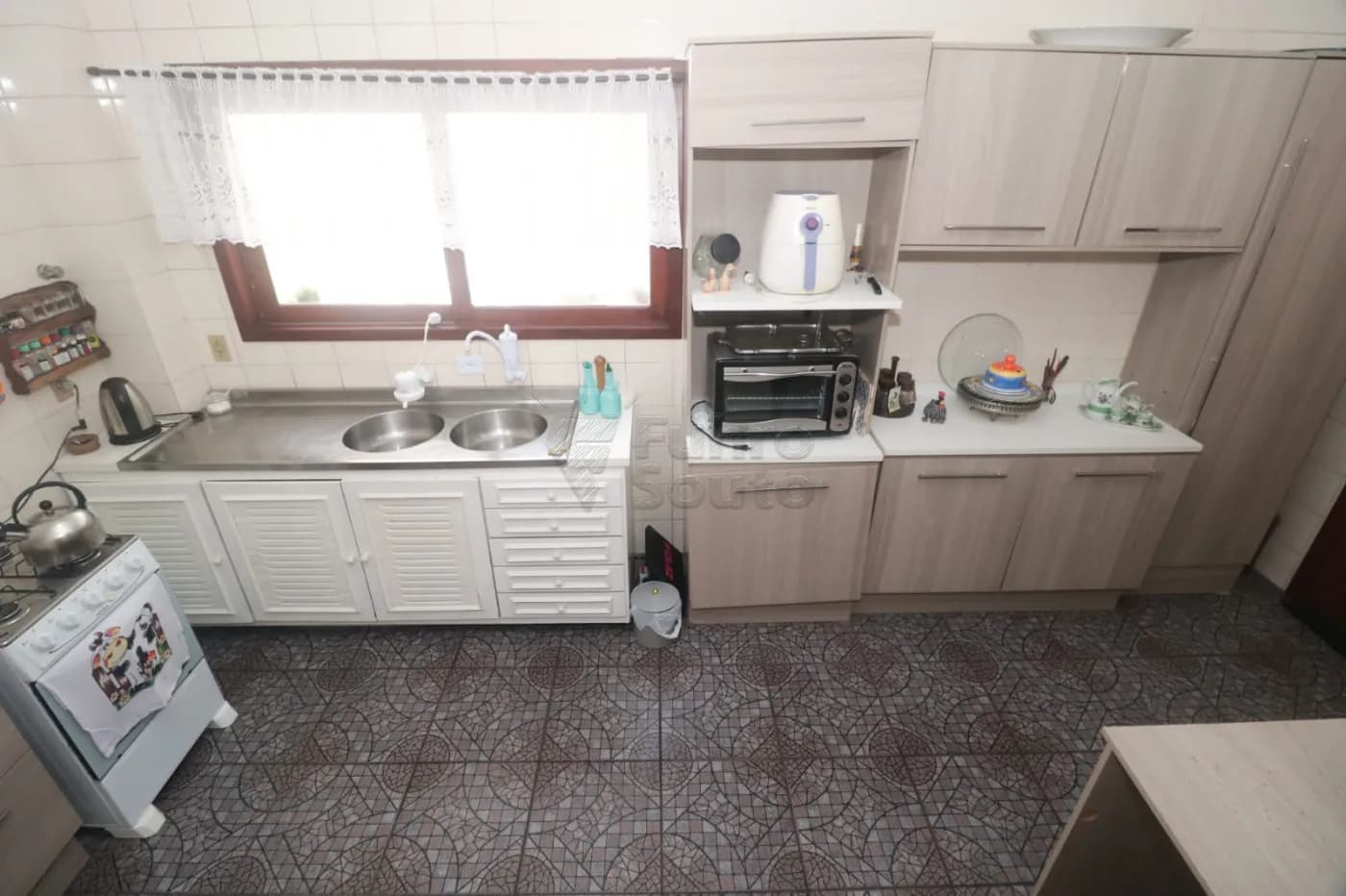 c4vz98-pelotas-apartamento-padrao-centro-13-01-2026_15-35-38-6966907a7533e.webp