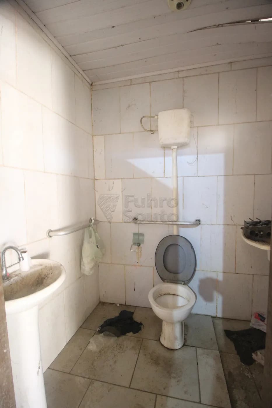 c7qezh-pelotas-comercial-predio-areal-30-09-2025_01-14-05-6.webp