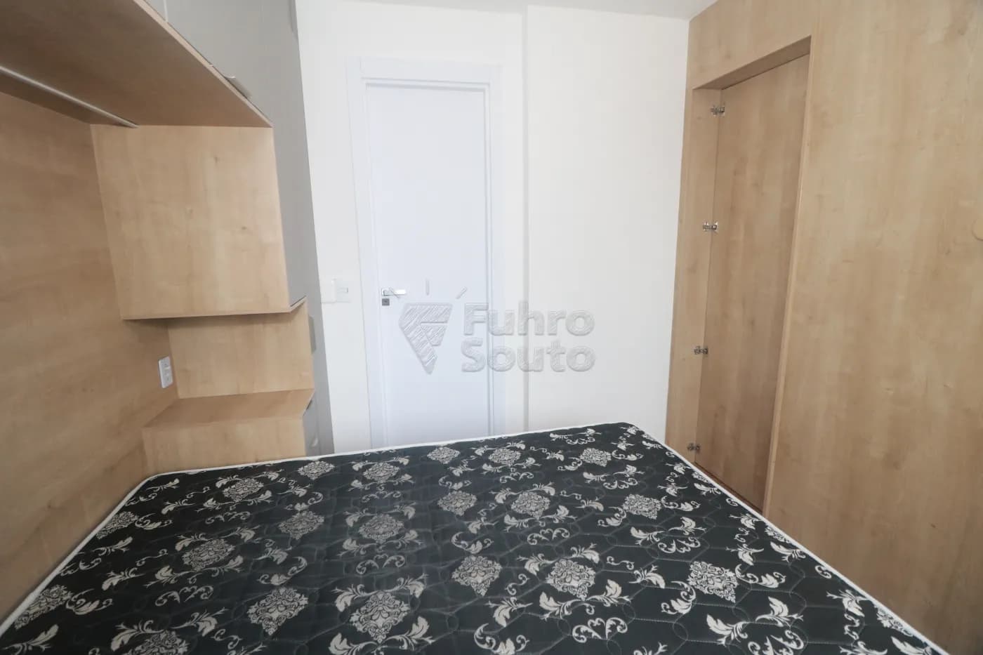 c9xqp-pelotas-apartamento-loft--studio-centro-09-12-2025_21-35-49-6938c06523d6d.webp