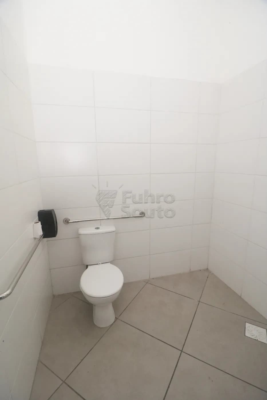 cbp7ej-pelotas-comercial-predio-areal-15-04-2026_01-05-23-69df0e836fbb4.webp