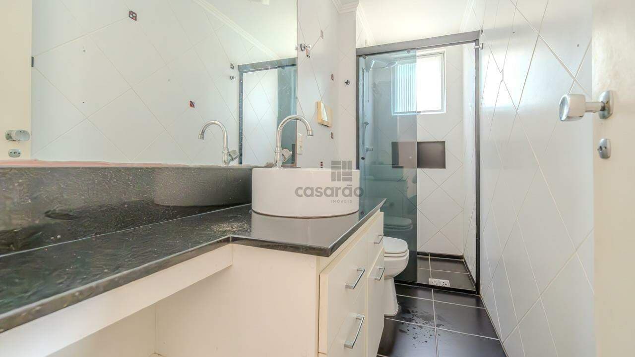 ccq40c-apartamento-3-quartos-no-pelotas-banheiro-social.jpg