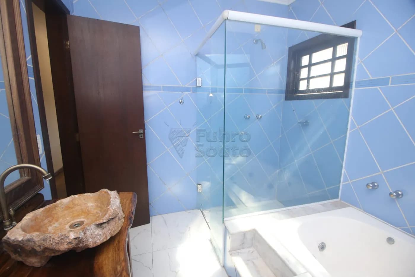 ce9vw3-pelotas-casa-padrao-laranjal-12-11-2025_18-10-21-19.webp