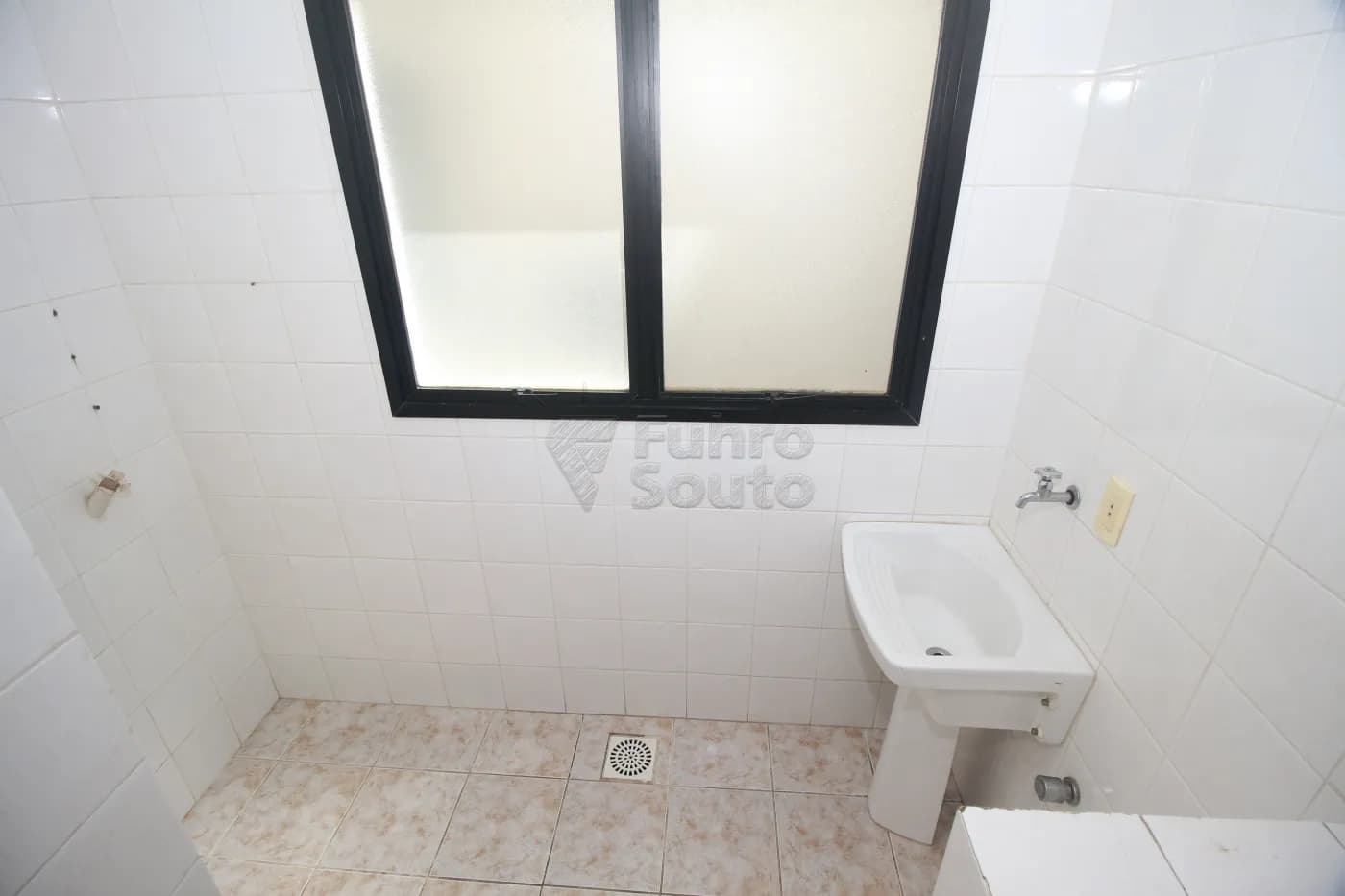 cnrj3r-pelotas-apartamento-padrao-centro-12-03-2025_00-52-32-18.webp