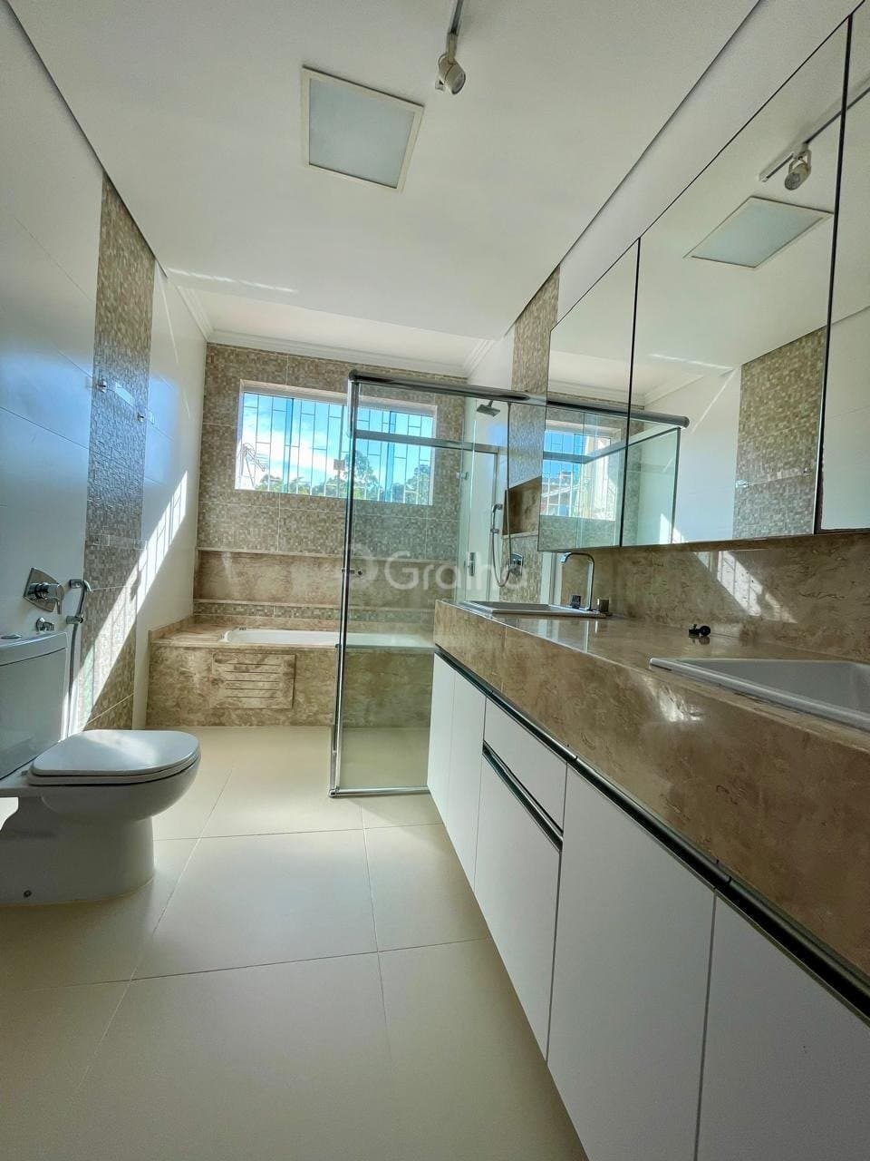 cv3d6-i5Yme61t7Z461b16C4k_384046830666cec1ca.jpg