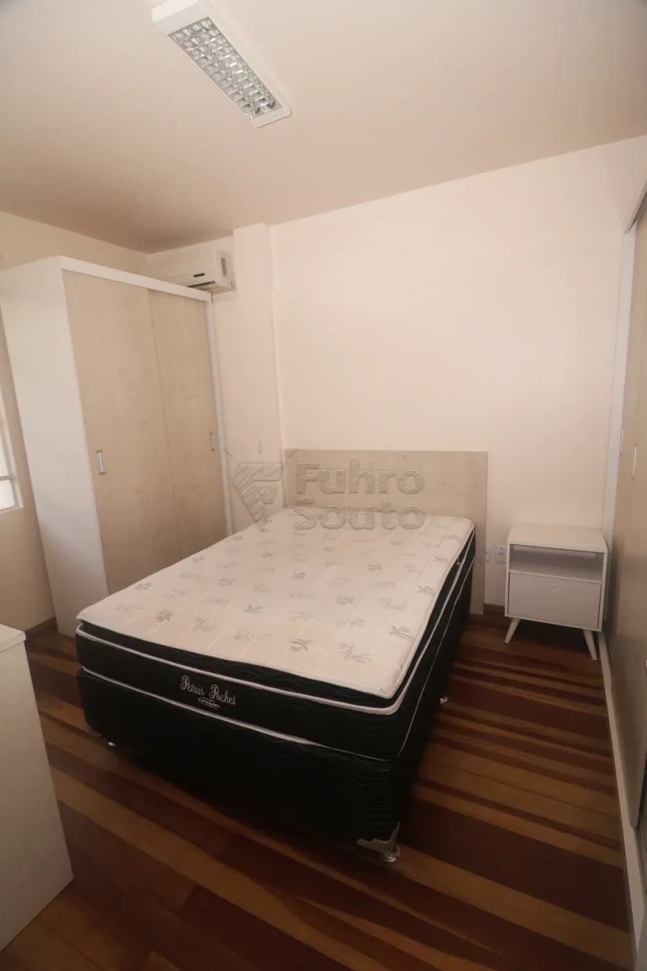 cxd2p5-pelotas-apartamento-fora-de-condominio-centro-06-05-2026_23-17-36-69fbf64068bd7.webp