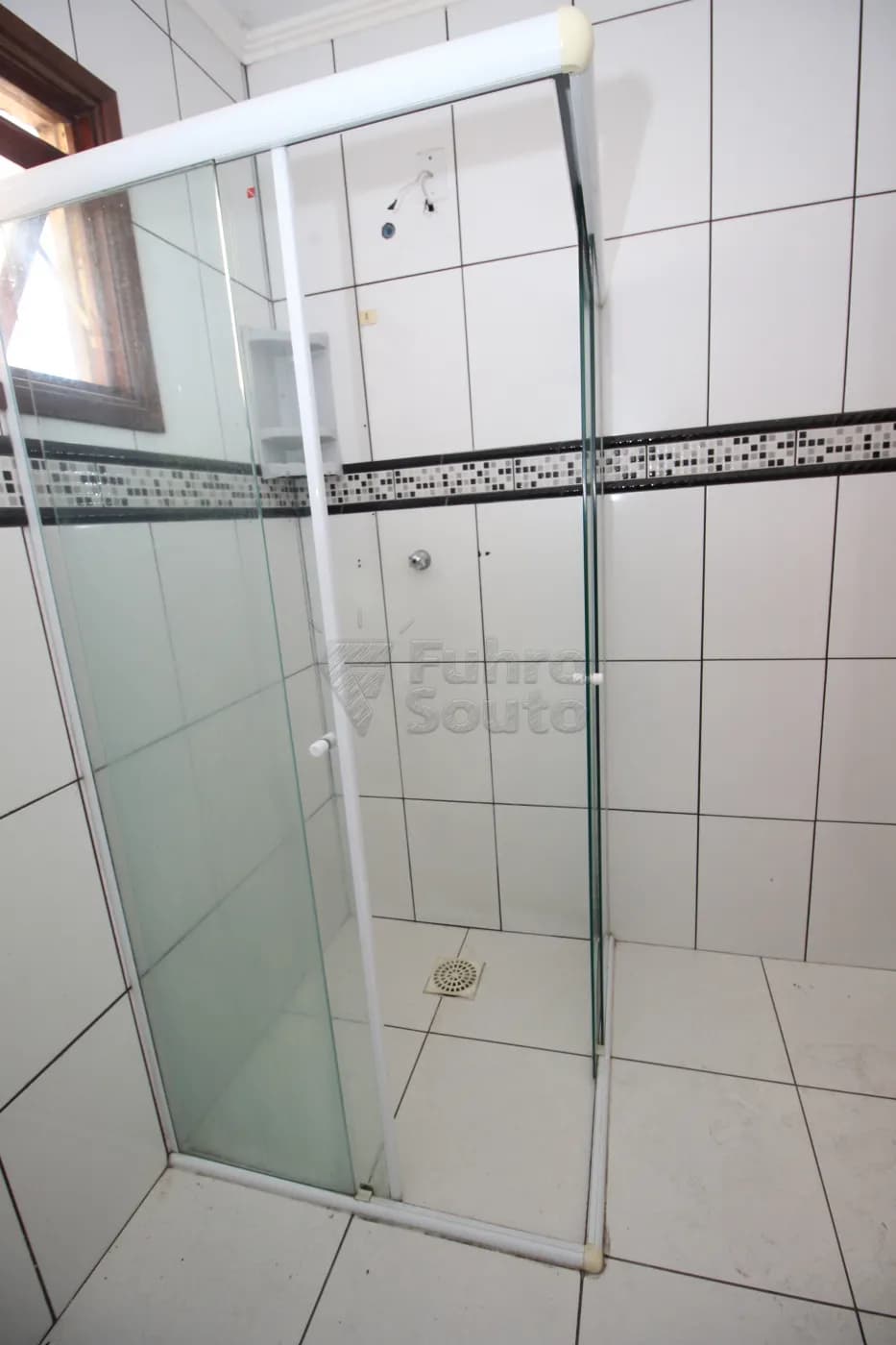 cylyq-pelotas-apartamento-padrao-centro-22-04-2024_23-39-51-27.webp