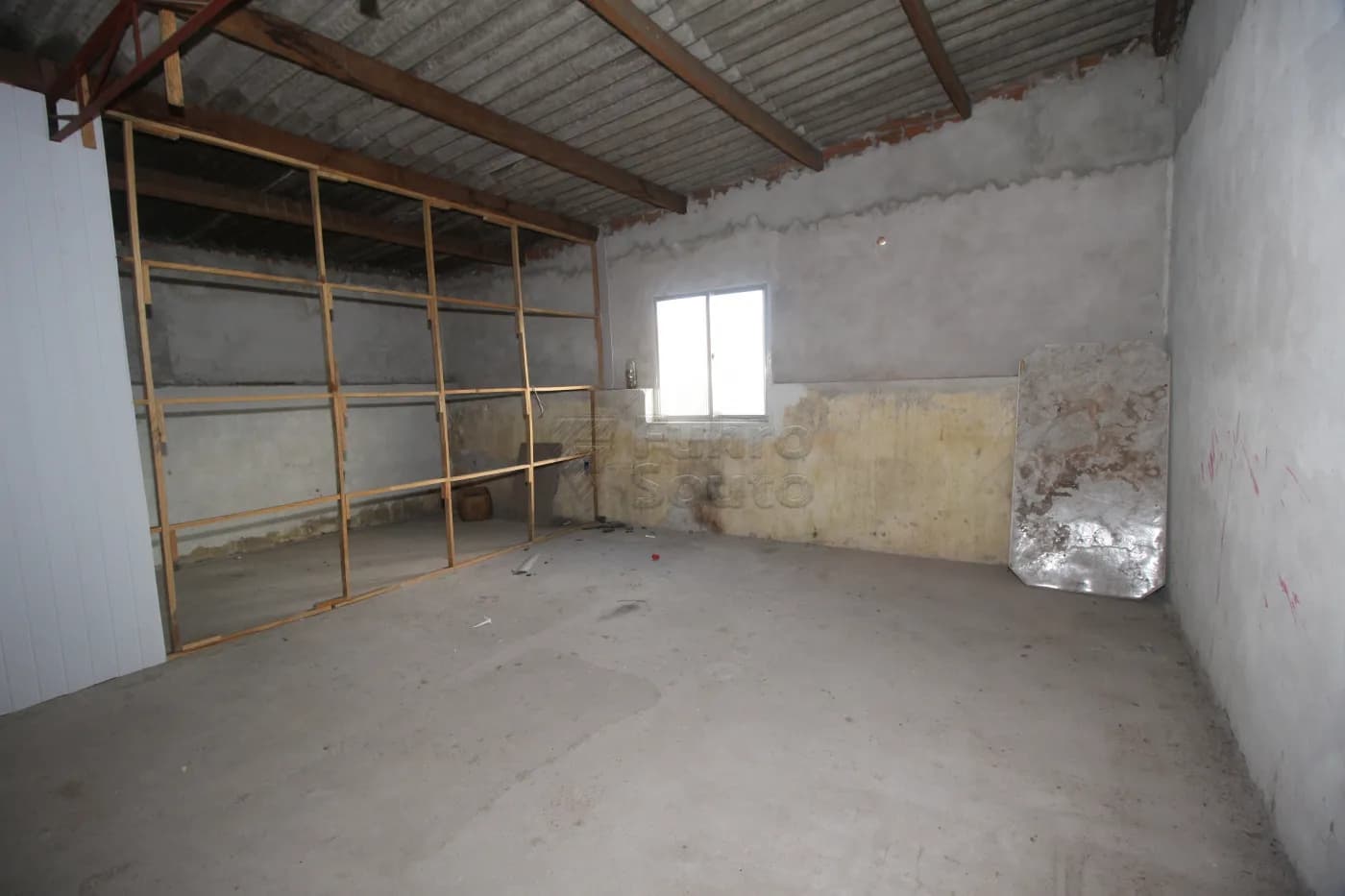 cyt7yk-pelotas-comercial-sala-em-condominio-fragata-14-02-2025_00-57-23-15.webp