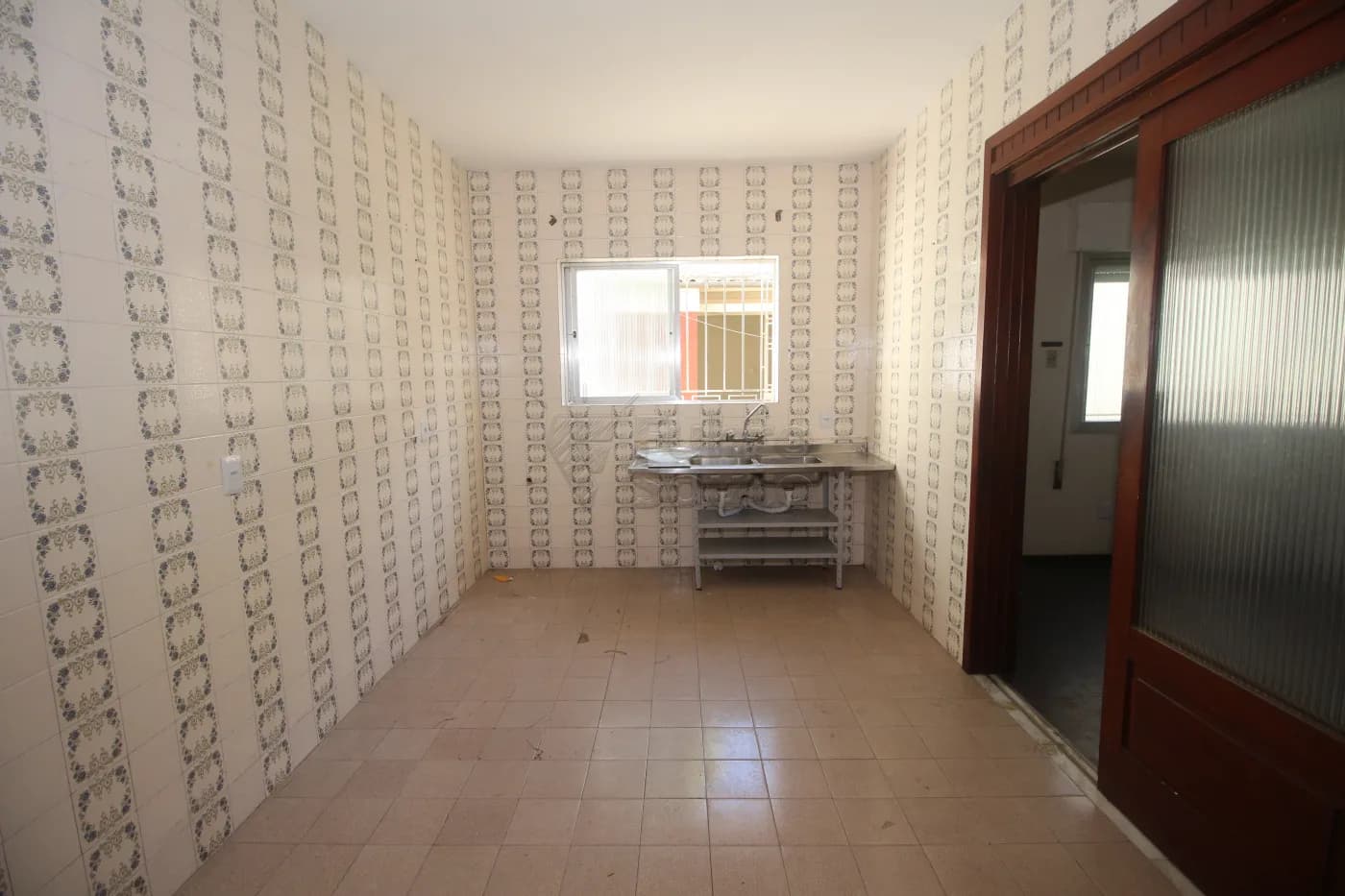 cyw5ae-pelotas-casa-padrao-centro-04-11-2025_01-03-41-21.webp