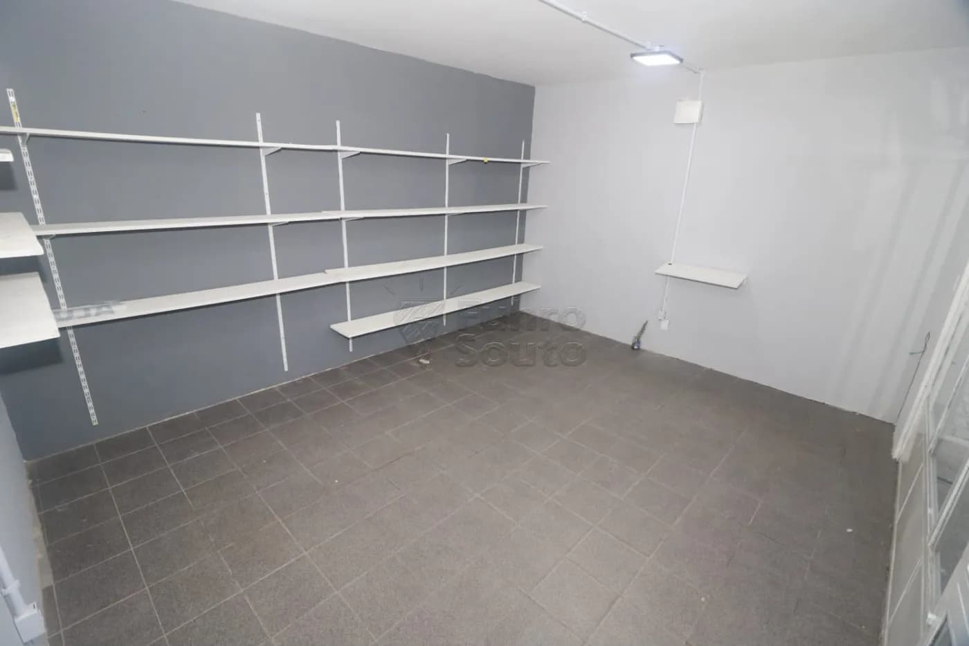 dd5xf-pelotas-comercial-sala-fora-de-condominio-laranjal-14-04-2026_16-48-08-69de99f855c56.webp