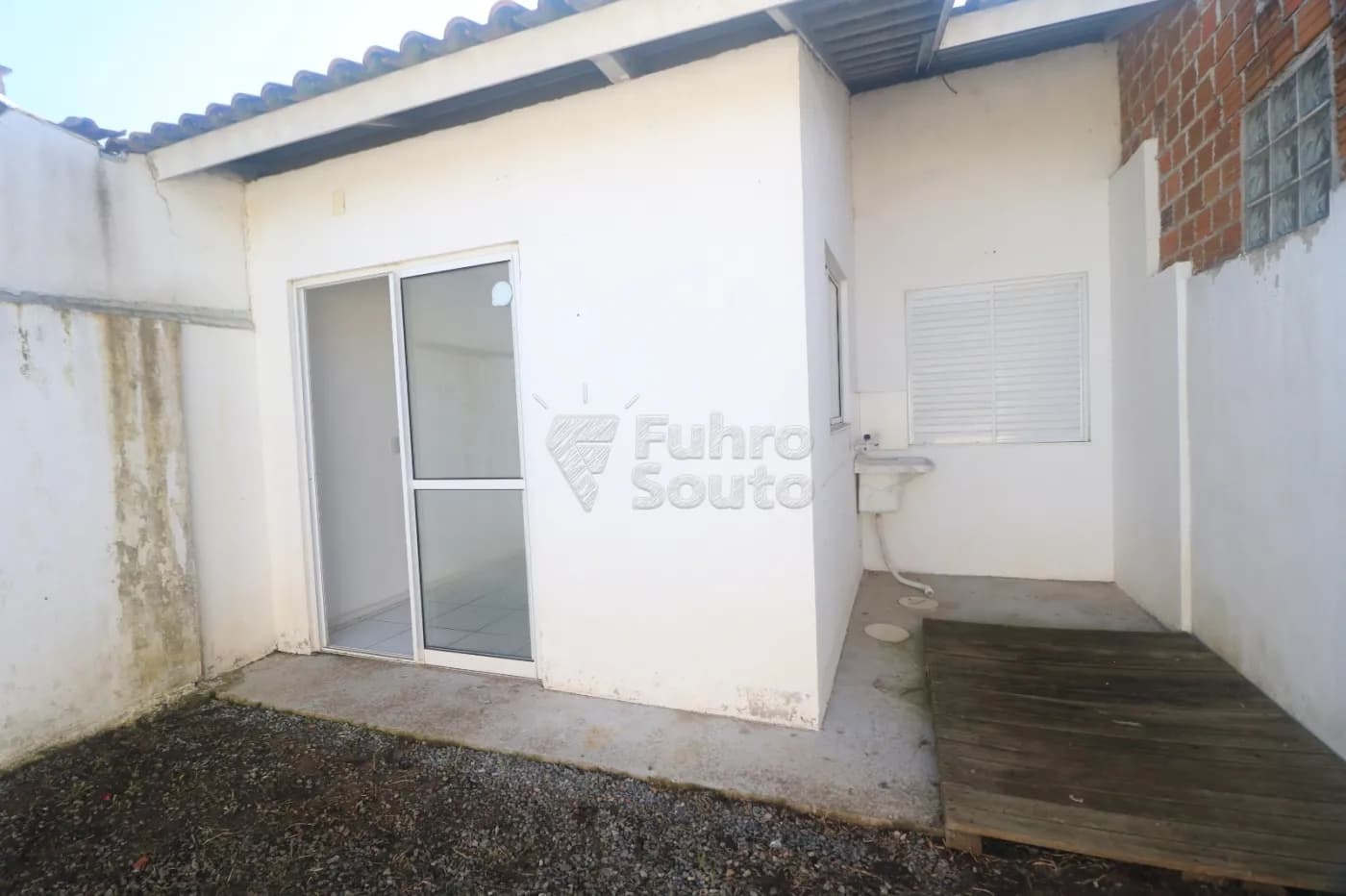 ddjbbs-pelotas-casa-condominio-areal-27-06-2026_14-36-07-6a400a073c909.webp