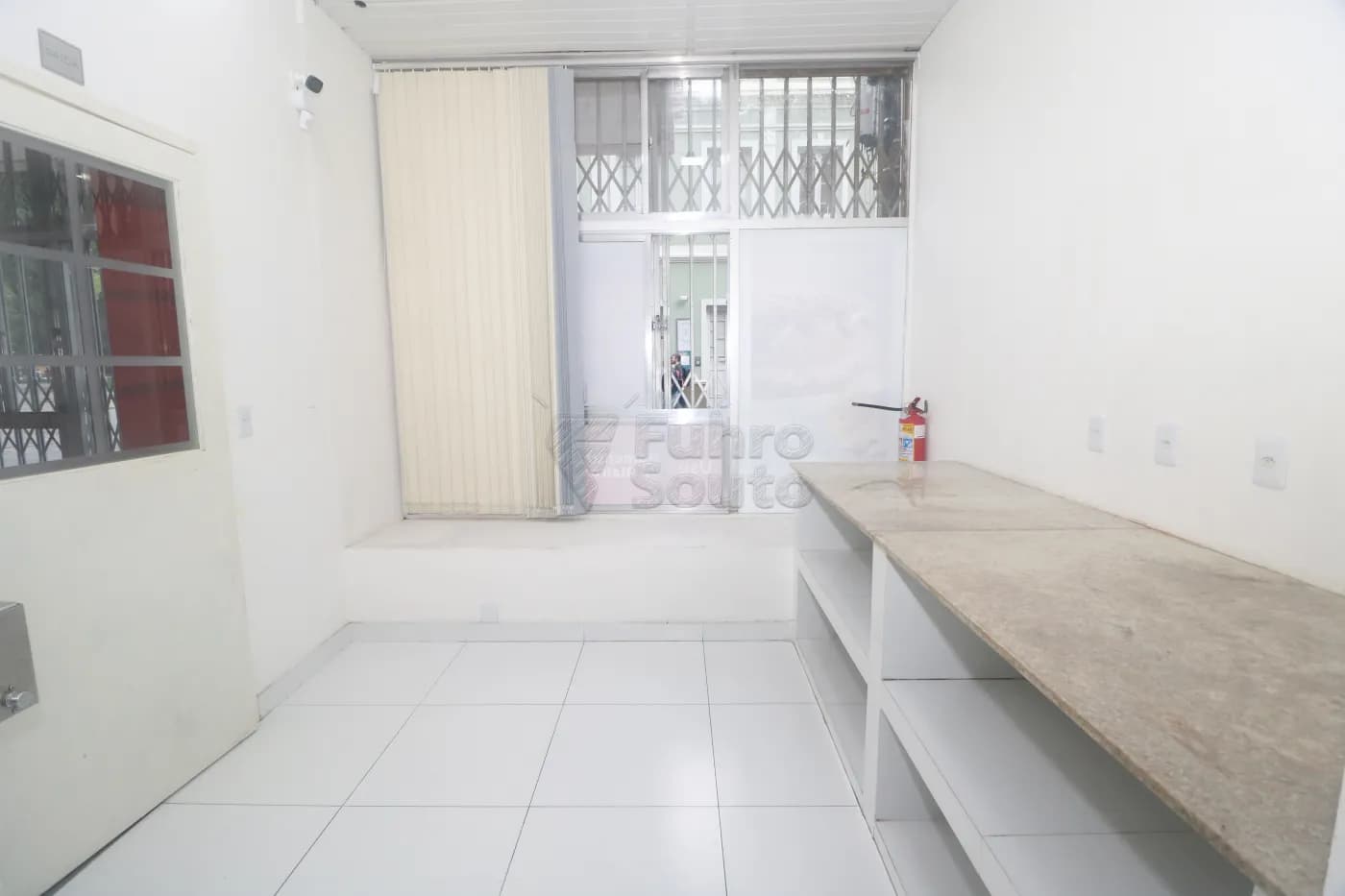 dfxs1j-pelotas-comercial-sala-fora-de-condominio-centro-06-05-2026_00-23-42-69fab43e4d32e.webp